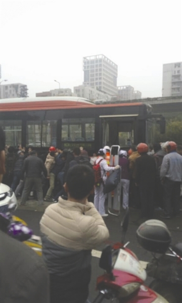 A1447919737 small 95af6